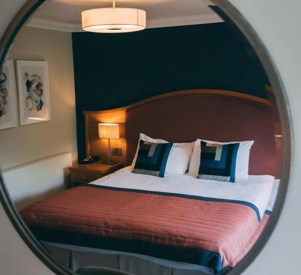 标准间, The Parkview