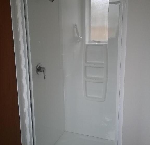 סטודיו סטנדרט, מיטה זוגית, Kings Court Motel