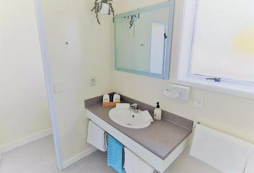 آپارتمان اجرایی 1 خوابه, Kings Court Motel