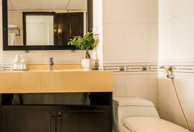 اتاق خانوادگی, The Sunriver Boutique Hotel Hue