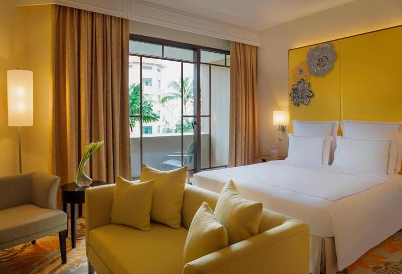 استودیوی استاندارد, Paradox Singapore Merchant Court At Clarke Quay