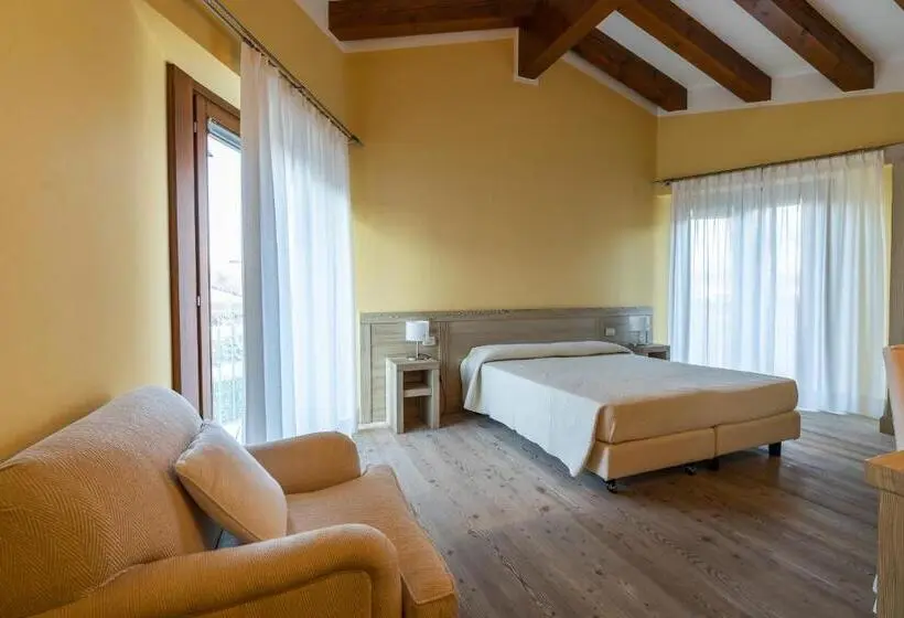 バルコニー付きデラックスルーム, Accademia Vine Lodge