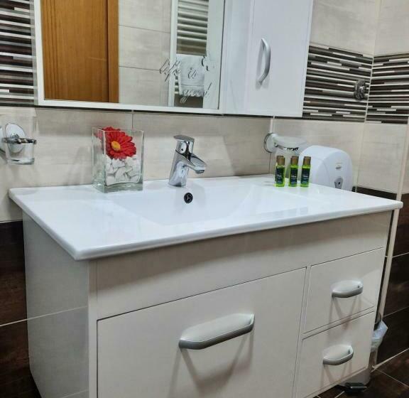 اتاق خانوادگی, City House Bitola