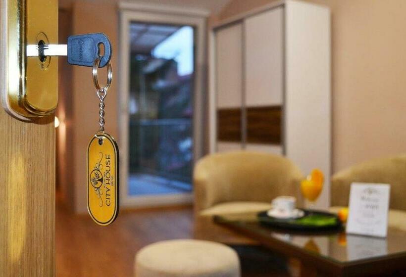 اتاق خانوادگی, City House Bitola