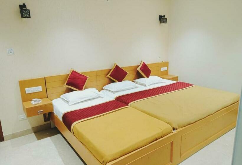 Номер Deluxe, Masa Mahal And Lodge