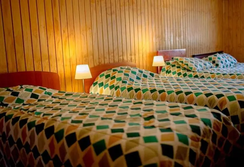 Standard Kolmen Hengen Huone Jaettu kylpyhuone, Roble Austral Hostal
