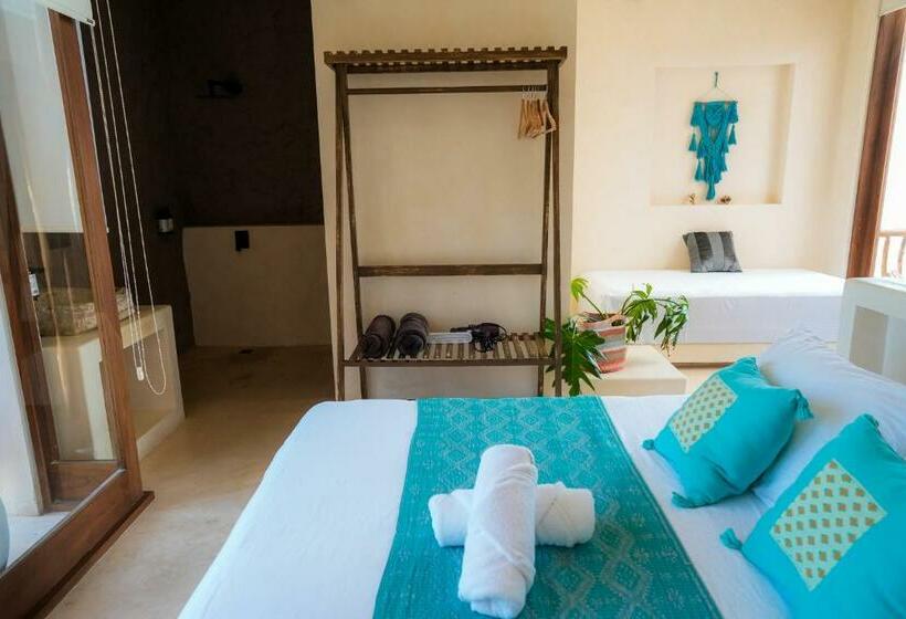 キングサイズベッドのスイートルーム, Tikul Hotel Boutique