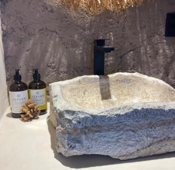 سوئیت با تخت بزرگ, Tikul Hotel Boutique