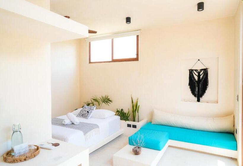 سوییت, Tikul Hotel Boutique