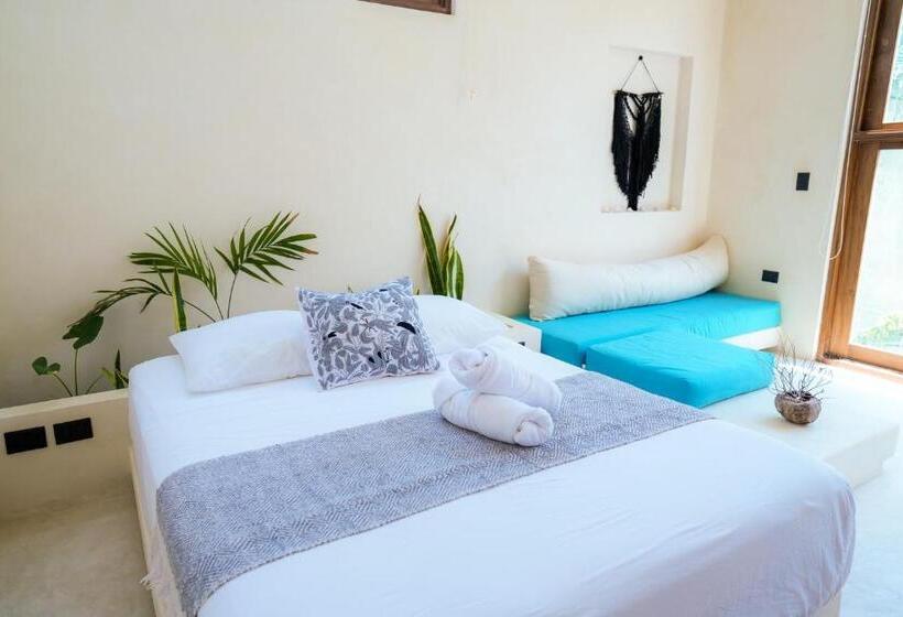 سوییت, Tikul Hotel Boutique