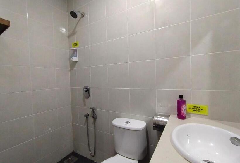 اتاق استاندارد, Oyo 90478 Marina World