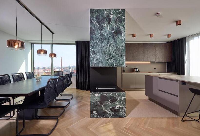 آپارتمان 3 خوابه, Neu Residences Smart Stay