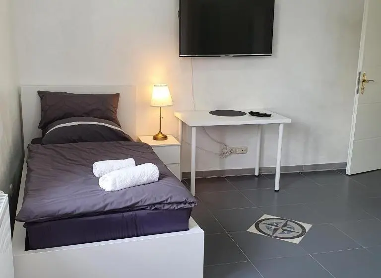 スタンダードトリプルルーム, Pension Bad Soden / Apartment And Rooms