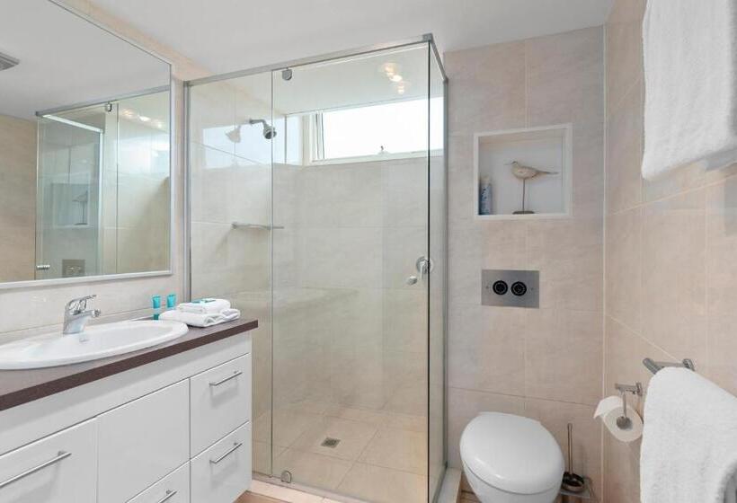 Апартаменты Ejecutiva 2 Спальни, 84 The Spit Holiday Apartments