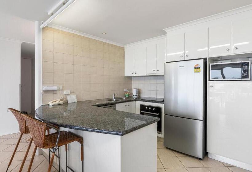 침실 2개 바다 전망 아파트, 84 The Spit Holiday Apartments