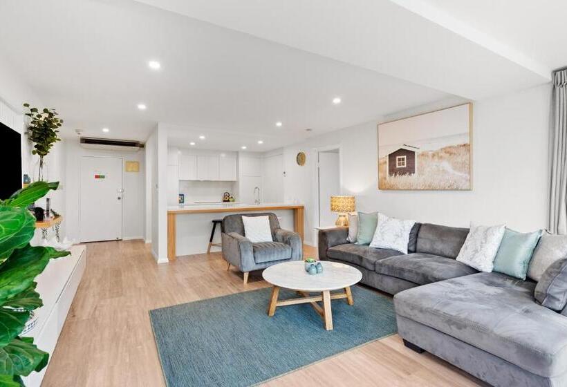 Апартаменты Superior 1 Спальня, 84 The Spit Holiday Apartments