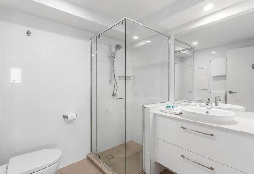 شقة سوبيريور من غرفتي نوم مع إطلالات, 84 The Spit Holiday Apartments