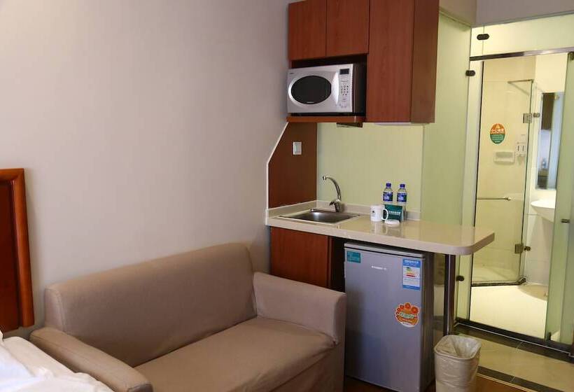 Семейные Апартаменты, Greentree Inn Beijing Guangmingqiao Express Apartment