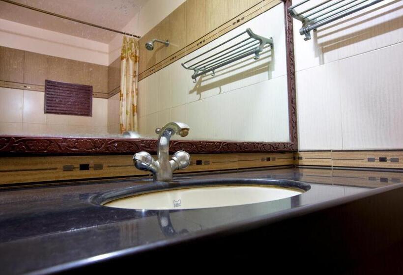 Трехместный Номер Superior, Kalyan