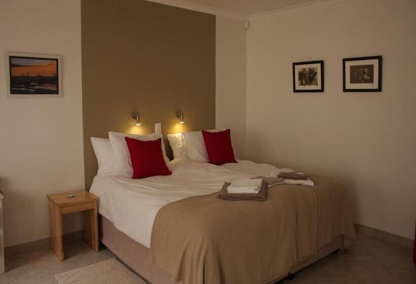 اتاق استاندارد, Meikes Guesthouse