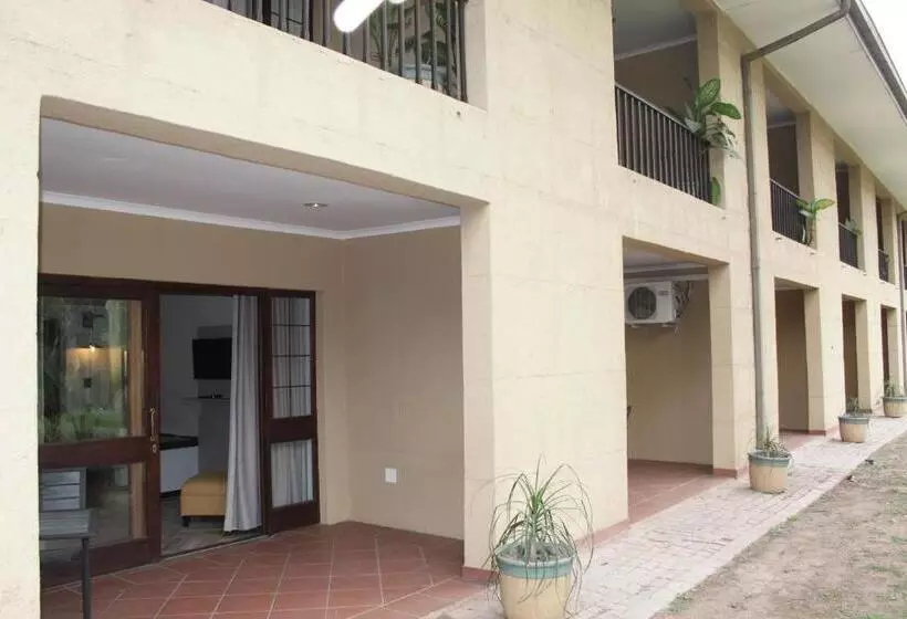 اتاق خانوادگی, Numbi & Garden Suites