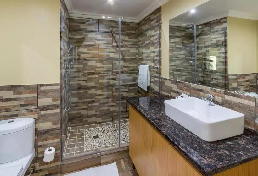 اتاق خانوادگی, Numbi & Garden Suites