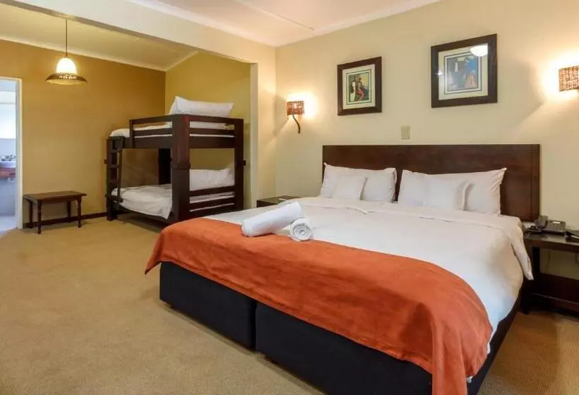 اتاق خانوادگی با چشمانداز باغ, Numbi & Garden Suites