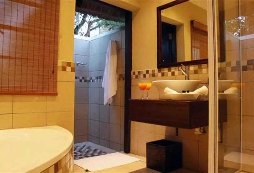 خانه 1 خوابه, Numbi & Garden Suites