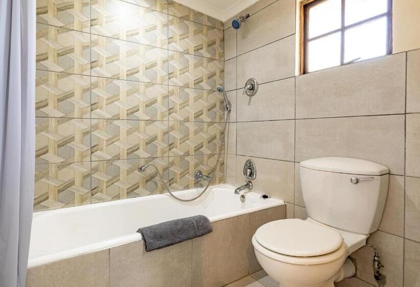 Номер Стандарт Вид на Сад, Numbi & Garden Suites