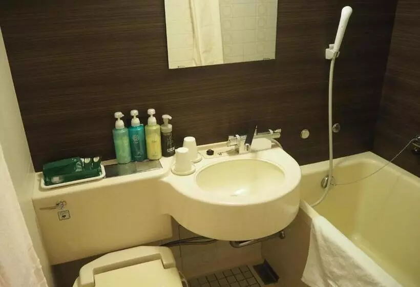 Standard-huone, Route Inn Nagaoka Ekimae
