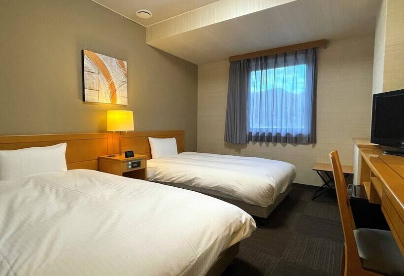 غرفة قياسية, Route Inn Tendo