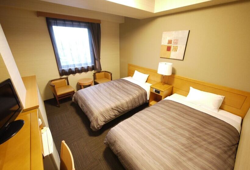 غرفة قياسية, Route Inn Tendo