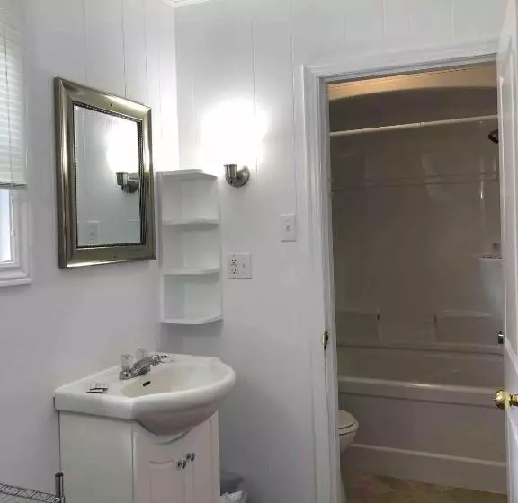 اتاق استاندارد با تخت دوبل, Lakelawn B&b Motel