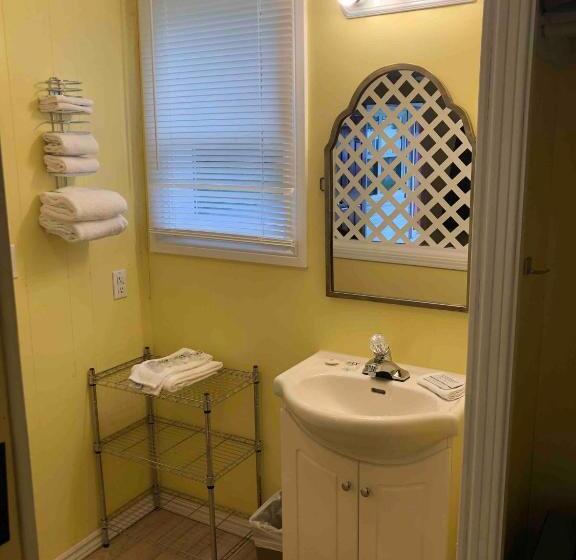 חדר סטנדרט יחיד, Lakelawn B&b Motel