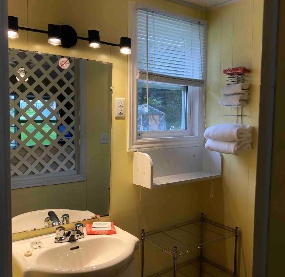 חדר סטנדרט נוף לגינה, Lakelawn B&b Motel