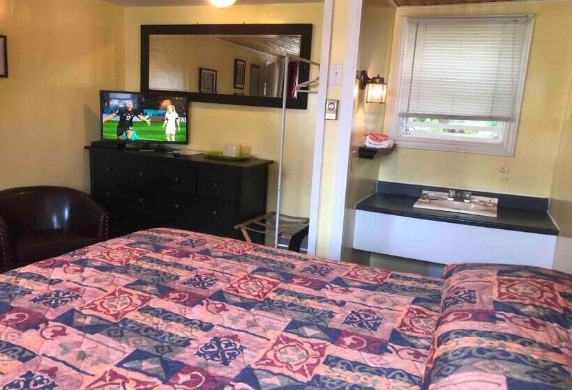 חדר משפתחתי סופריור, Lakelawn B&b Motel