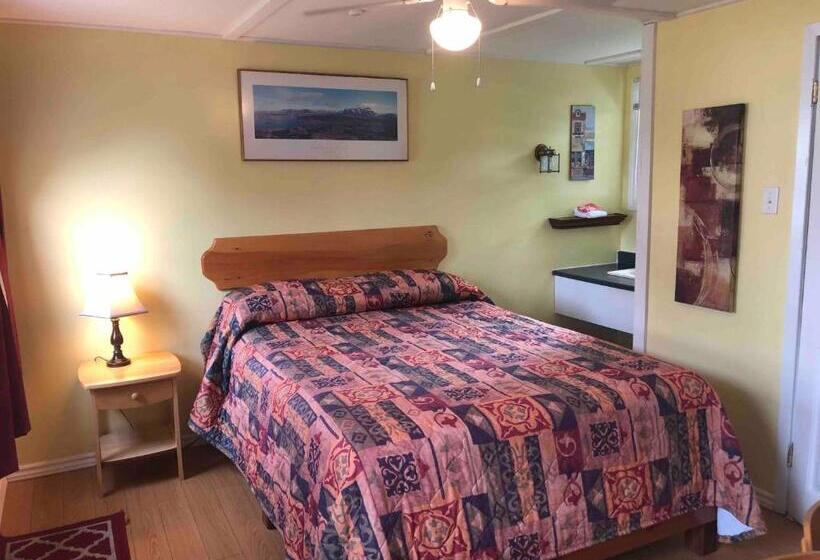 חדר משפתחתי סופריור, Lakelawn B&b Motel