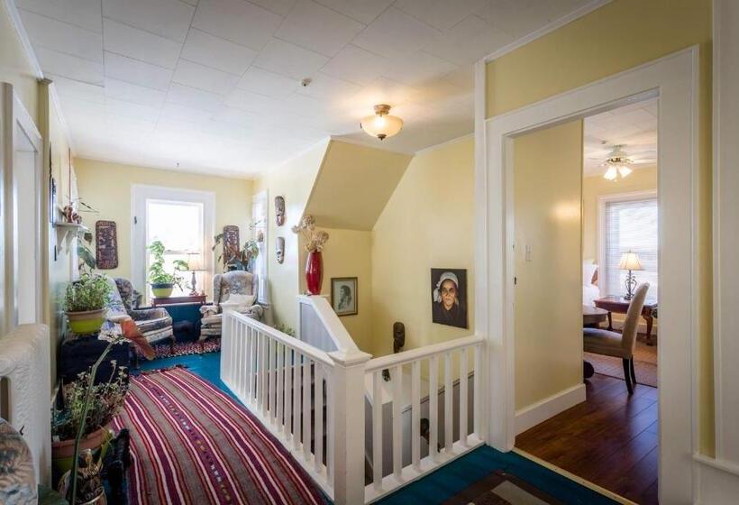 בית, חדר שינה 1, Lakelawn B&b Motel