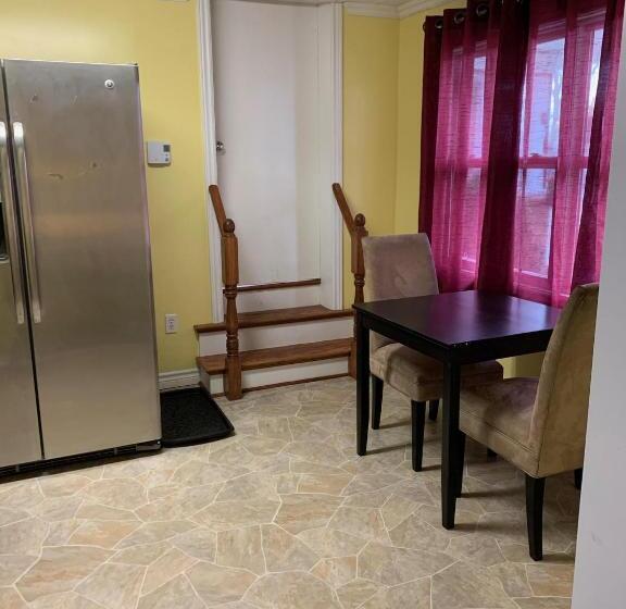 דירת חדר, Lakelawn B&b Motel