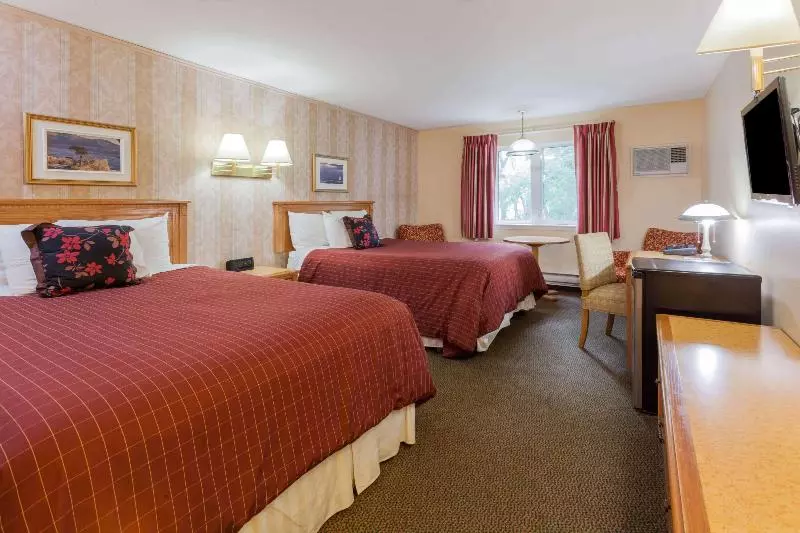スタンダードルーム, Thriftlodge By Wyndham Moncton