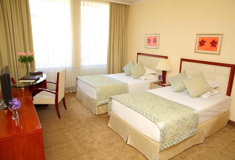 اتاق استاندارد, Park Hotel Bishkek