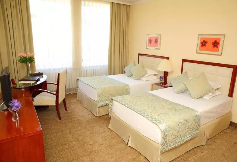 اتاق استاندارد, Park Hotel Bishkek
