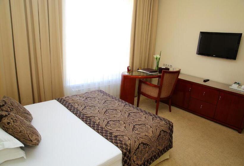 اتاق سوپریور یک تخته, Park Hotel Bishkek