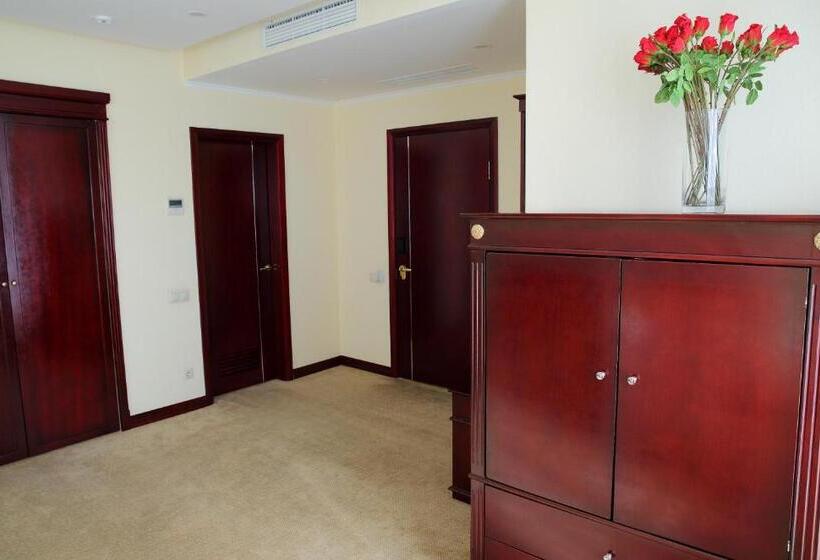 Apartament 1 Sypialnia, Park Hotel Bishkek
