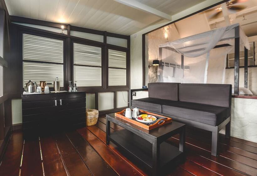 Camera Deluxe, Rabot Hotel From Hotel Chocolat