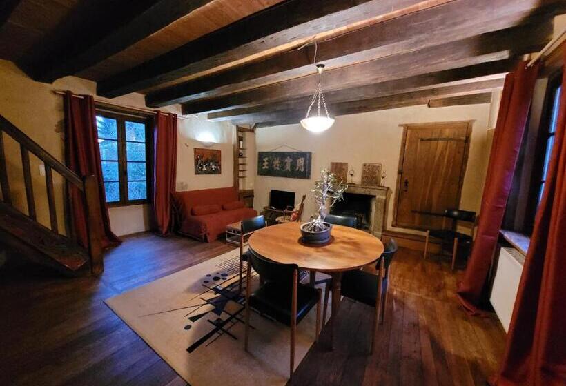 إستديو عائلى, La Cressonnière