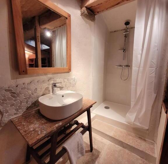 إستديو عائلى, La Cressonnière