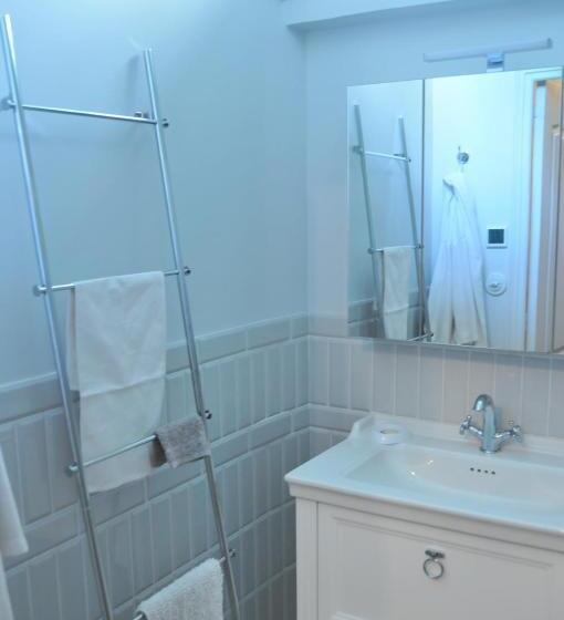 Номер Стандарт Вид на Сад, Chateau De Vaugelas   Charmant Domaine Près De Valence