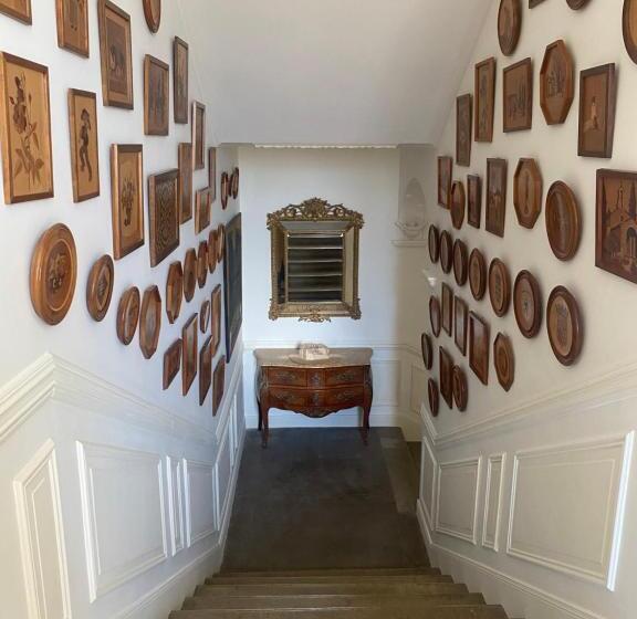 Номер Стандарт Вид на Сад, Chateau De Vaugelas   Charmant Domaine Près De Valence