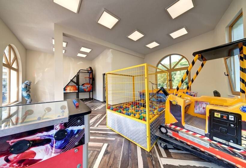 Дом 1 Спальня, Marina Sands Bijou Boutique Is An Excellent Choice For Travelers Visiting Obzor